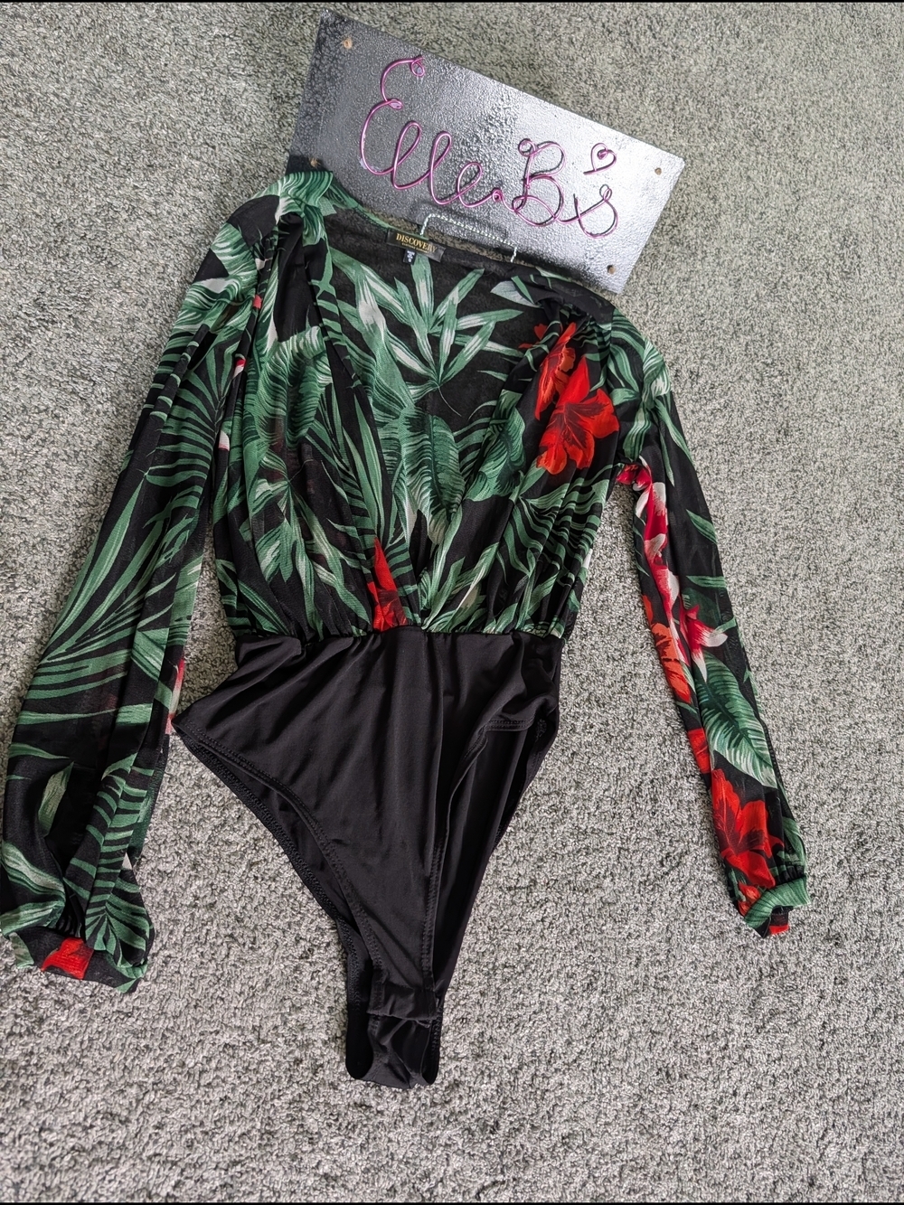 EUC Discovery Black Floral Tropical Long-Sleeve One-Piece S